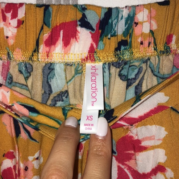 Floral Pants - Picture 8 of 10